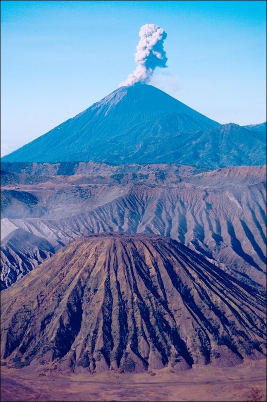 Gunung Semeru, Java, Indonesia