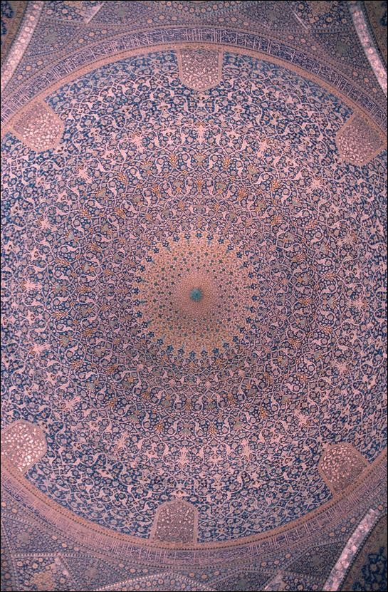 Ceiling of dome inside Masjed-e Shukh Lotfollah, Esfahan, Iran